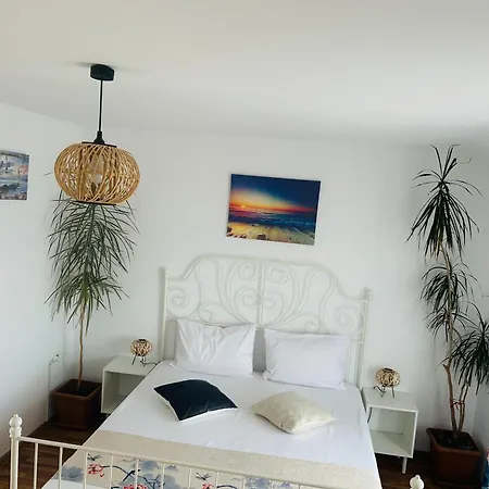 Lakeviewhouse Нэводари