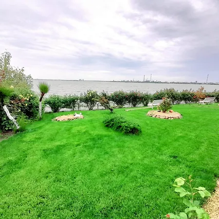 Lakeviewhouse Нэводари