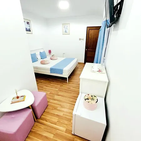 Lakeviewhouse Проживание в семье Нэводари