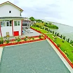 Alloggio in famiglia Lakeviewhouse *