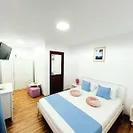 Lakeviewhouse בית אירוח *